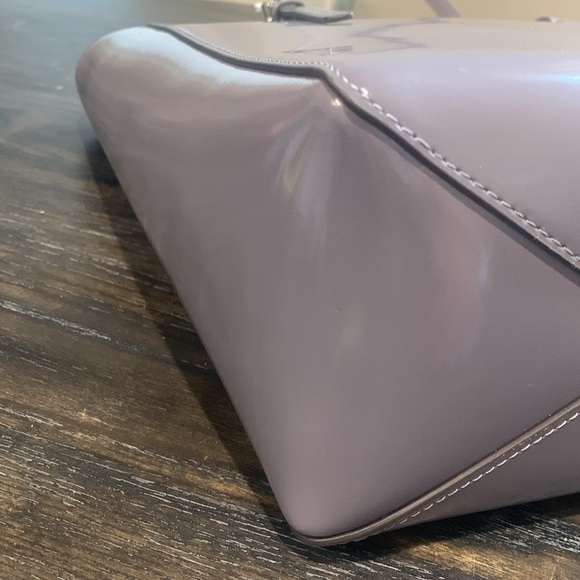 Tory Burch Emerson grey patent leather tote NWT - Picture 4 of 11